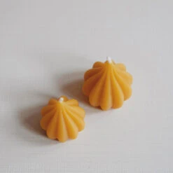 Beeswax Kiss Candle Set -Household Daily Necessities beeswax candles3