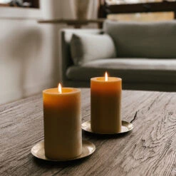 Beeswax Pillar Candle -Household Daily Necessities beeswax pillar candles2