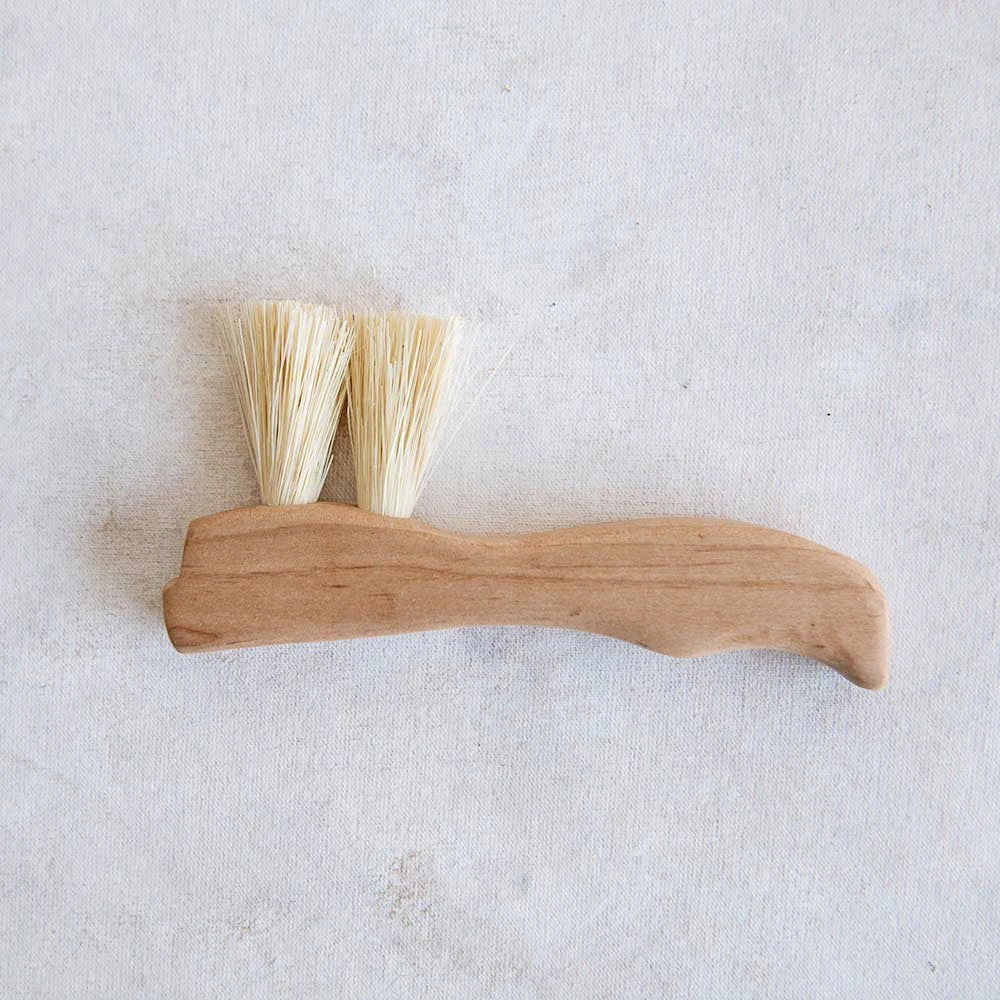 Small Wooden Counter Brush No. MT0957 3 Small Wooden Counter Brush No. MT0957