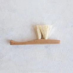 Small Wooden Counter Brush No. MT0961