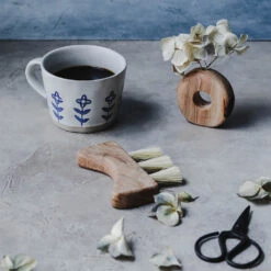 Cast Iron Scissors -Household Daily Necessities floral ceramic mug 2a1ee95c ed48 4677 ab42 b819b8286ba8