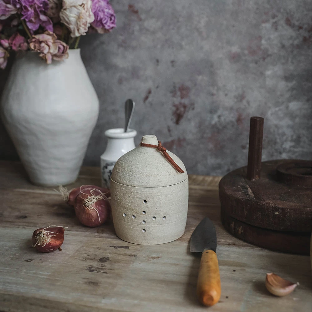 Ceramic Garlic Keeper - Leather Top 7 Ceramic Garlic Keeper - Leather Top - Image 5