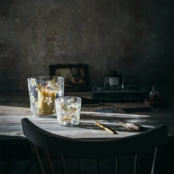 Everlasting Floral Glass Hurricane Candle Holder -Household Daily Necessities glass hurricane candle holder6