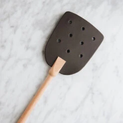 Beechwood And Leather Fly Swatter -Household Daily Necessities leather fly swatter2