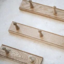 Oak Shaker Peg Rail -Household Daily Necessities oak peg rail1