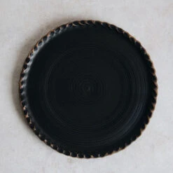 Household Daily Necessities -Household Daily Necessities scalloped plate black