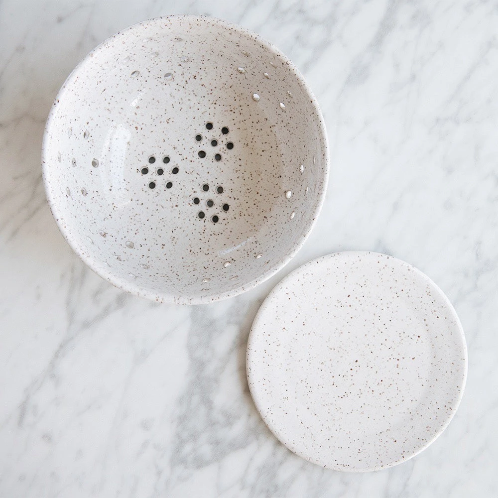 Ceramic Berry Bowl With Plate - Large 4 Ceramic Berry Bowl With Plate - Large - Image 2