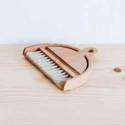 Beech Table Brush & Pan 11 Beech Table Brush & Pan -Household Daily Necessities table brush2 1cb223b2 2668 4255 be0f f1e53e00b689