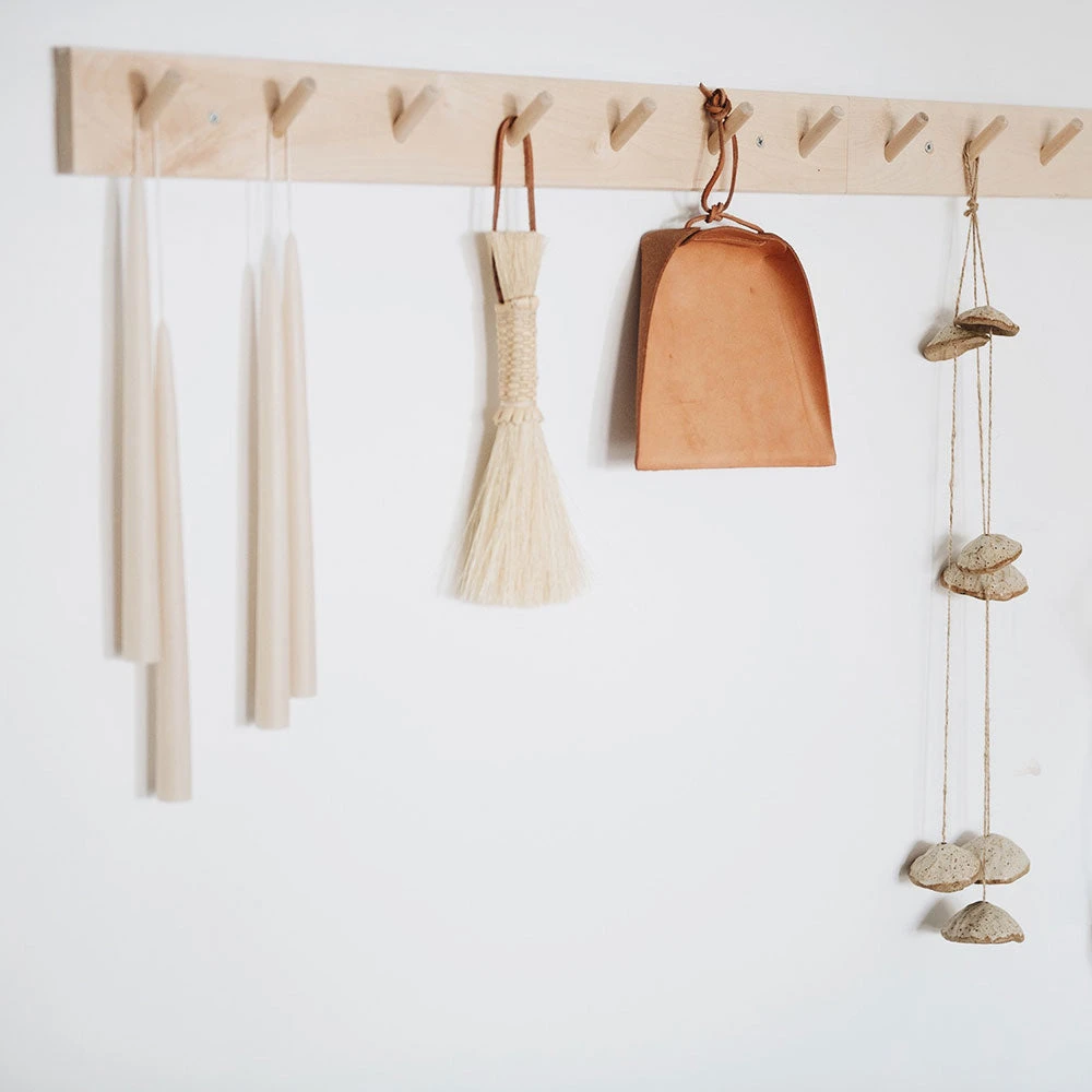 Leather Dustpan - Brown 6 Leather Dustpan - Brown - Image 4